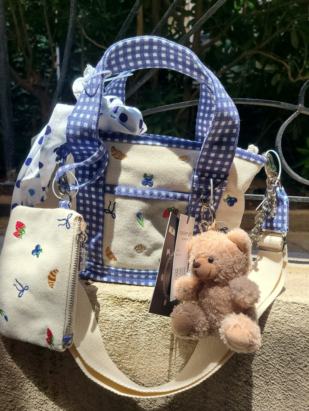 Steve Madden Small Mini Canvas Tote Blue White Gingham with Accessories NWT - Picture 7 of 7